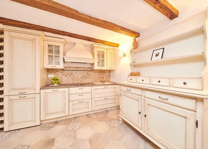 La Boutique * グロジュニャン